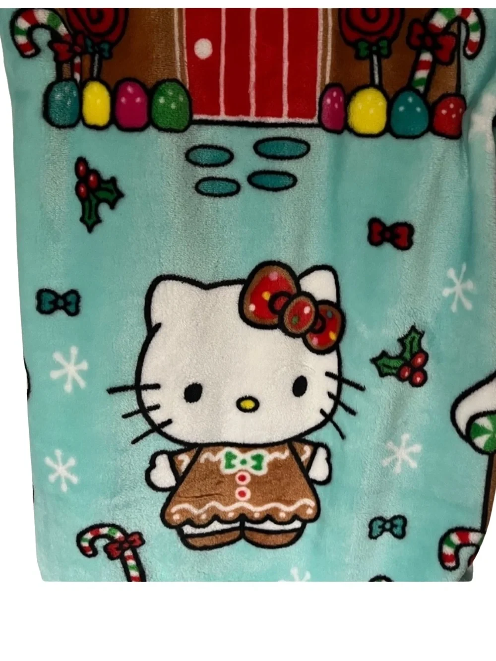 HELLO KITTY CHRISTMAS GINGERBREAD PLUSH THROW, NWT